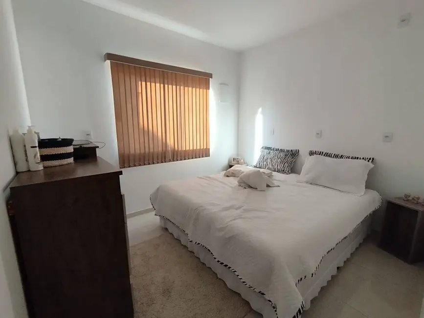 Foto 8 de Casa com 4 quartos à venda, 110m2 em Araquari - SC