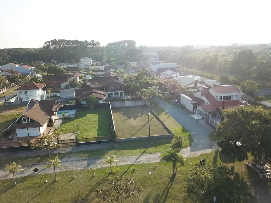 Foto 4 de Terreno / Lote à venda, 316m2 em Balneario Barra Do Sul - SC