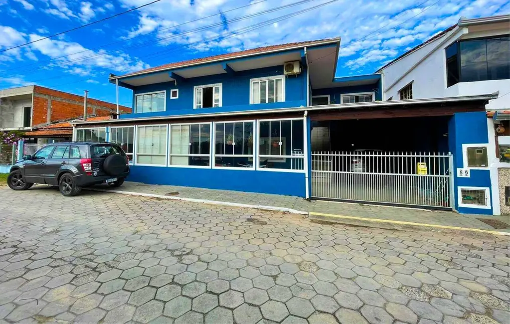Foto 1 de Casa com 5 quartos à venda, 175m2 em Centro, Balneario Barra Do Sul - SC