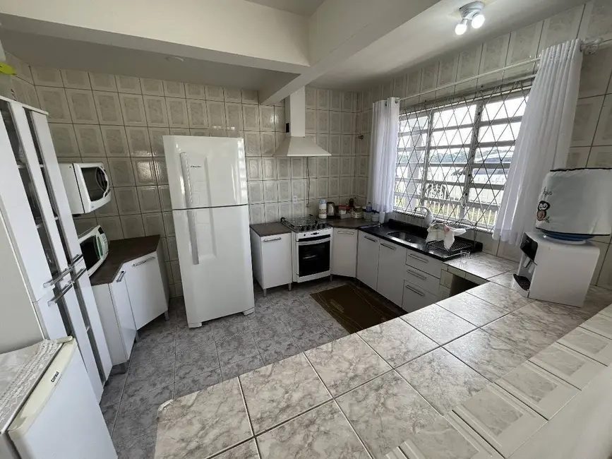 Foto 9 de Casa com 4 quartos à venda, 230m2 em Centro, Balneario Barra Do Sul - SC