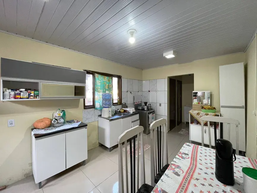 Foto 2 de Casa com 5 quartos à venda, 98m2 em Balneario Barra Do Sul - SC