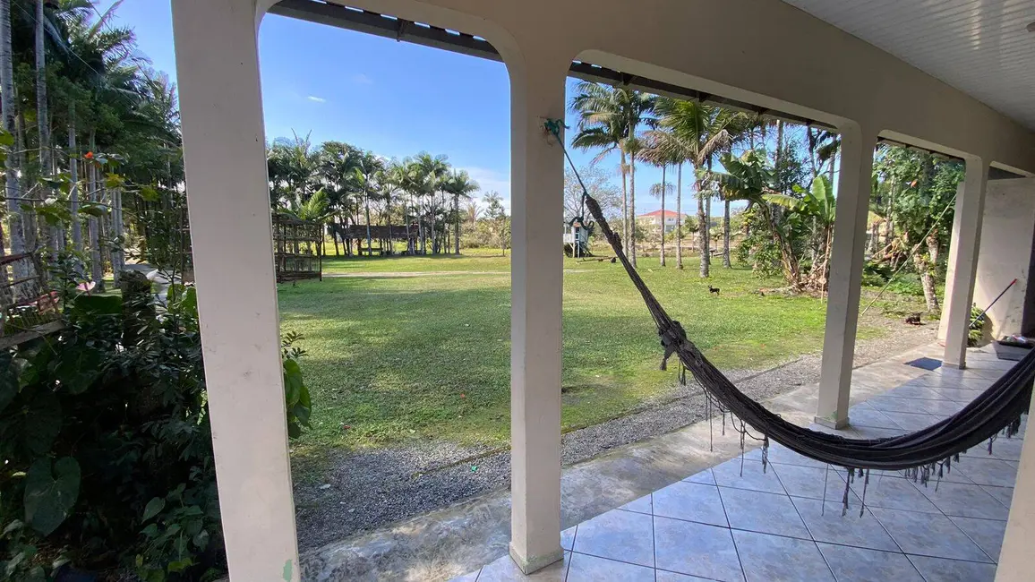 Foto 4 de Chácara com 4 quartos à venda, 230m2 em Balneario Barra Do Sul - SC