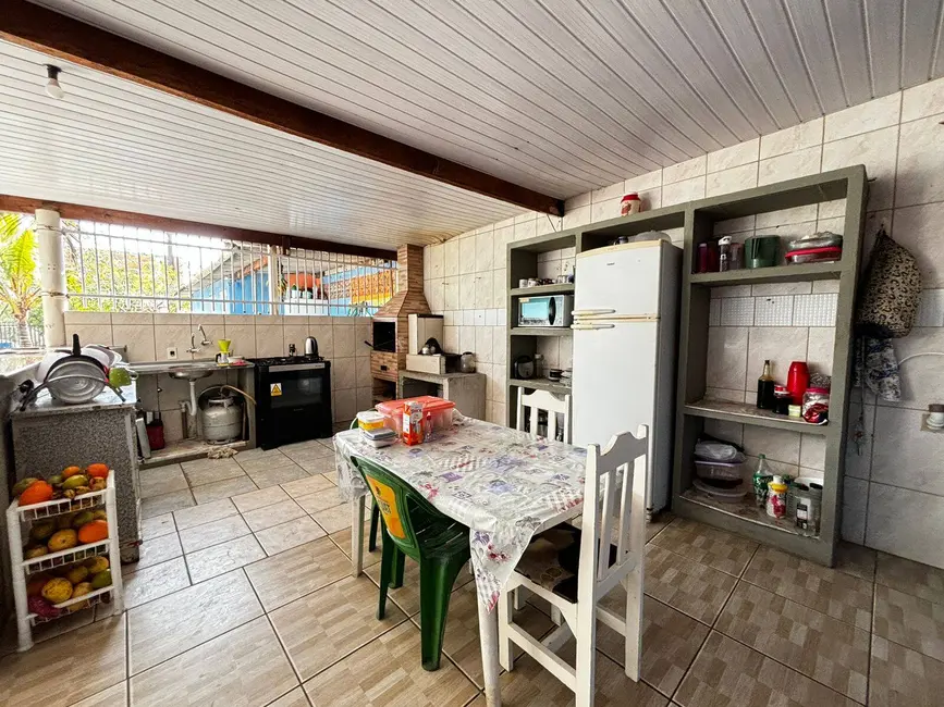 Foto 7 de Sobrado com 4 quartos à venda, 160m2 em Balneario Barra Do Sul - SC