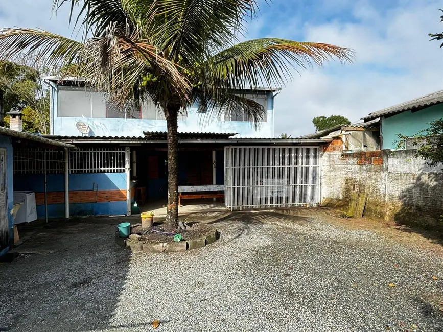 Foto 2 de Sobrado com 4 quartos à venda, 160m2 em Balneario Barra Do Sul - SC