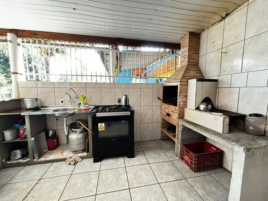 Foto 6 de Sobrado com 4 quartos à venda, 160m2 em Balneario Barra Do Sul - SC