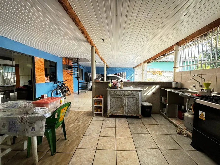 Foto 5 de Sobrado com 4 quartos à venda, 160m2 em Balneario Barra Do Sul - SC