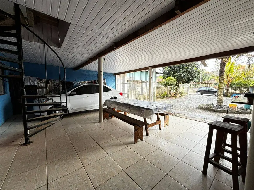 Foto 4 de Sobrado com 4 quartos à venda, 160m2 em Balneario Barra Do Sul - SC
