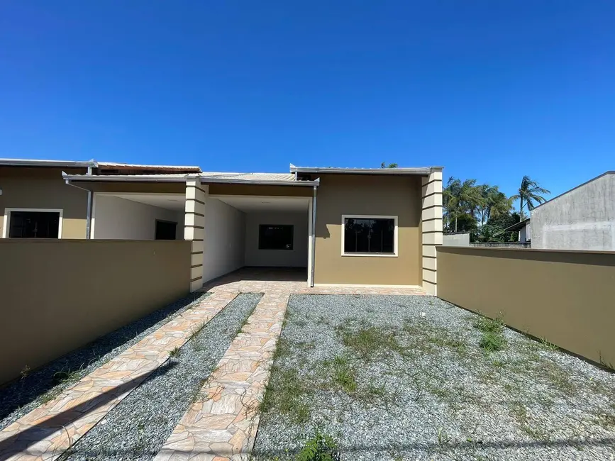 Foto 2 de Casa com 3 quartos à venda, 180m2 em Balneario Barra Do Sul - SC