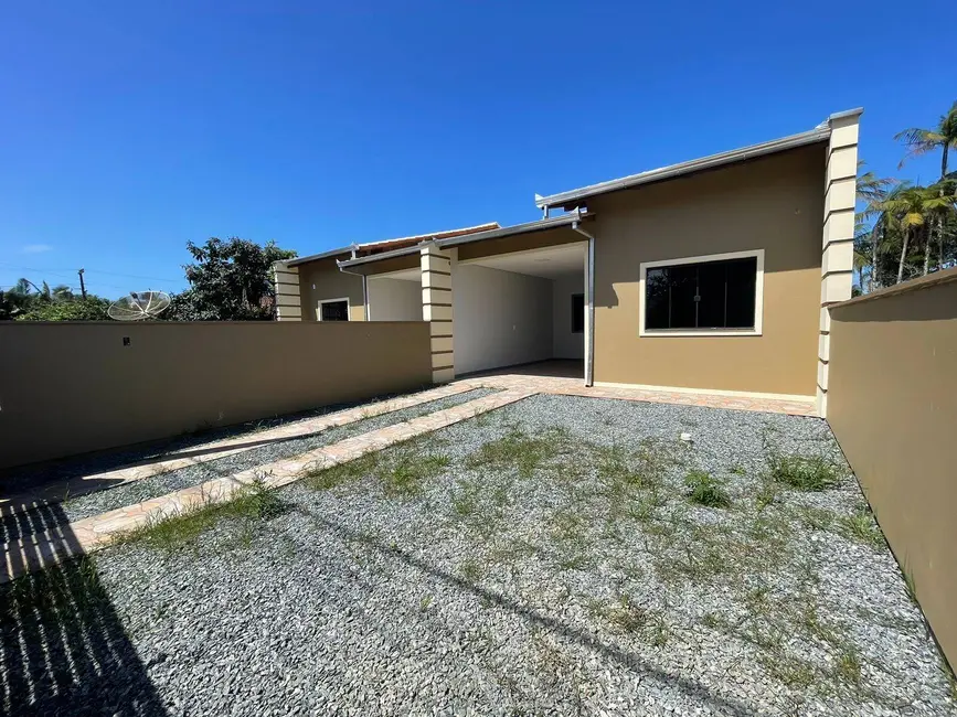 Foto 3 de Casa com 3 quartos à venda, 180m2 em Balneario Barra Do Sul - SC