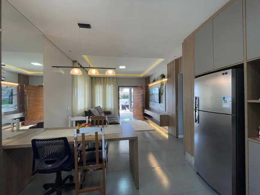 Foto 5 de Casa com 2 quartos à venda, 150m2 em Centro, Balneario Barra Do Sul - SC
