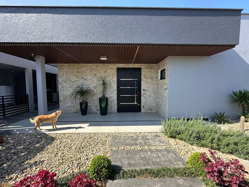 Foto 4 de Casa com 2 quartos à venda, 190m2 em Balneario Barra Do Sul - SC