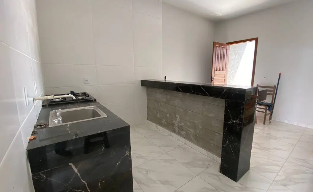 Foto 3 de Casa com 2 quartos à venda, 130m2 em Balneario Barra Do Sul - SC
