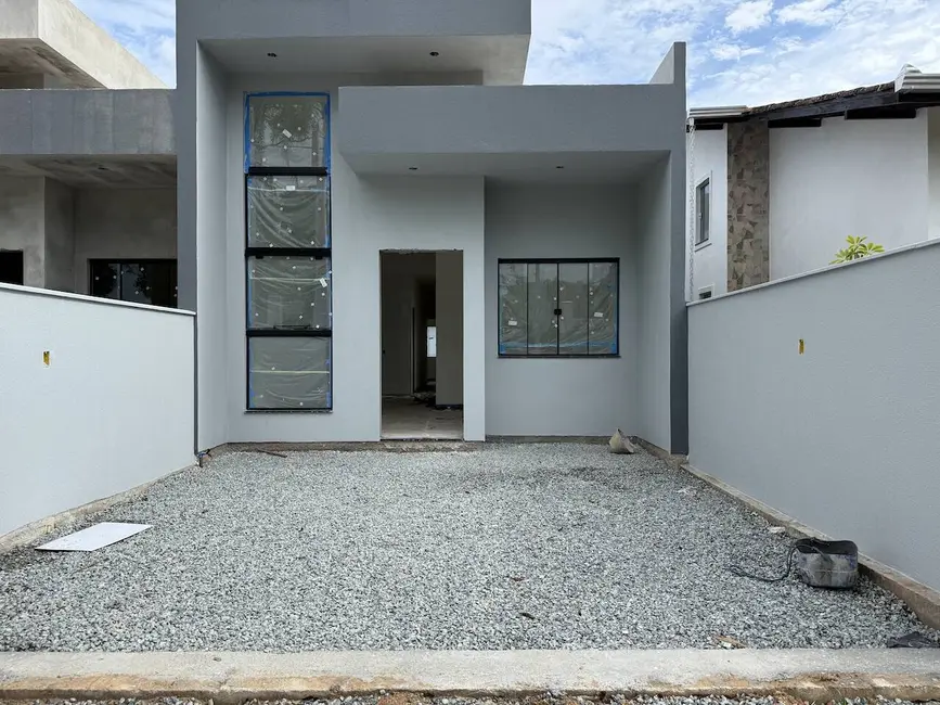 Casa com 3 quartos à venda, 75m2 em Balneario Barra Do Sul - SC - imagem 2 Foto 2 de Casa com 3 quartos à venda, 75m2 em Balneario Barra Do Sul - SC