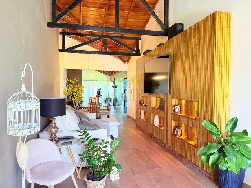 Foto 8 de Casa com 3 quartos à venda, 177m2 em Centro, Balneario Barra Do Sul - SC