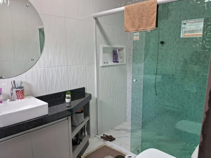 Casa com 2 quartos à venda, 114m2 em Balneario Barra Do Sul - SC - imagem 6 Foto 6 de Casa com 2 quartos à venda, 114m2 em Balneario Barra Do Sul - SC