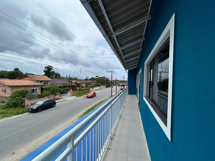 Sobrado com 2 quartos à venda, 120m2 em Balneario Barra Do Sul - SC - imagem 8 Foto 8 de Sobrado com 2 quartos à venda, 120m2 em Balneario Barra Do Sul - SC
