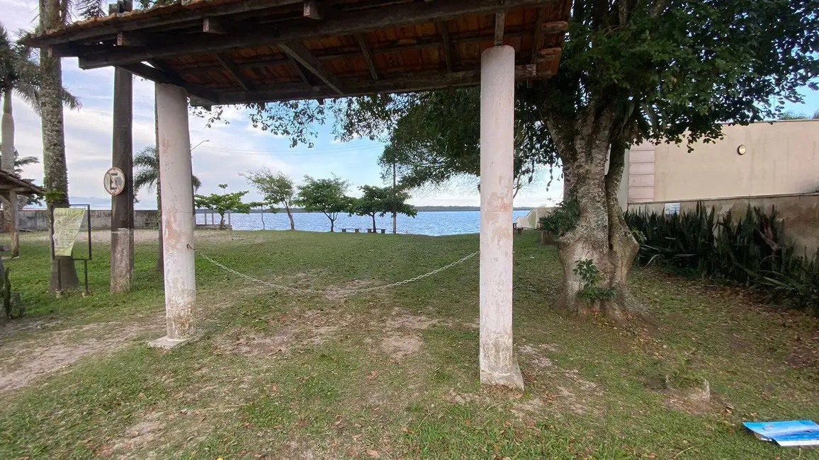Foto 2 de Sobrado com 3 quartos à venda, 90m2 em Balneario Barra Do Sul - SC