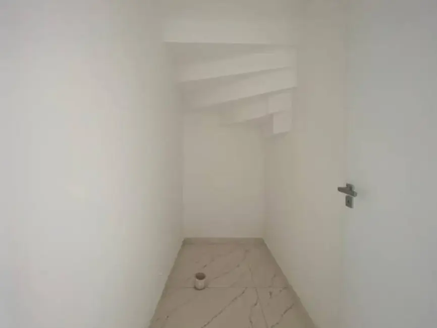 Foto 6 de Sobrado com 2 quartos à venda, 70m2 em Balneario Barra Do Sul - SC