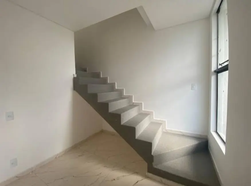 Foto 7 de Sobrado com 2 quartos à venda, 73m2 em Balneario Barra Do Sul - SC
