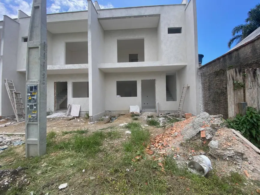 Sobrado com 2 quartos à venda, 73m2 em Balneario Barra Do Sul - SC - imagem 2 Foto 2 de Sobrado com 2 quartos à venda, 73m2 em Balneario Barra Do Sul - SC