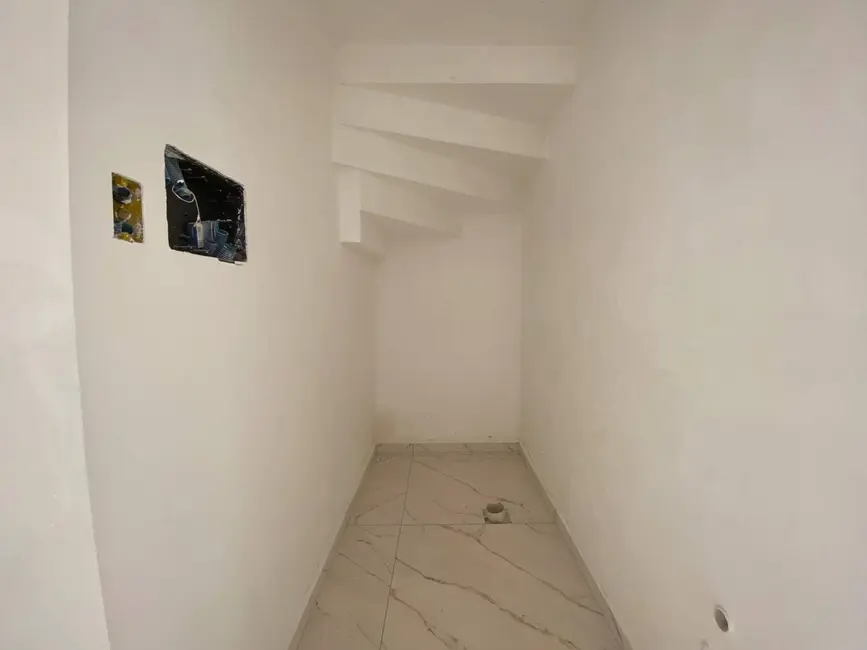 Sobrado com 2 quartos à venda, 73m2 em Balneario Barra Do Sul - SC - imagem 5 Foto 5 de Sobrado com 2 quartos à venda, 73m2 em Balneario Barra Do Sul - SC