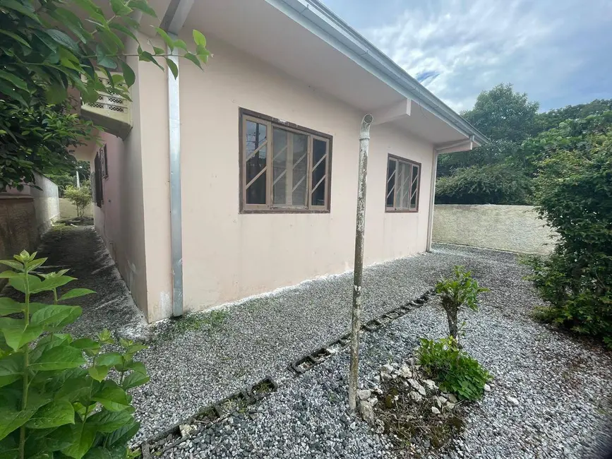 Foto 1 de Casa com 2 quartos à venda, 120m2 em Balneario Barra Do Sul - SC
