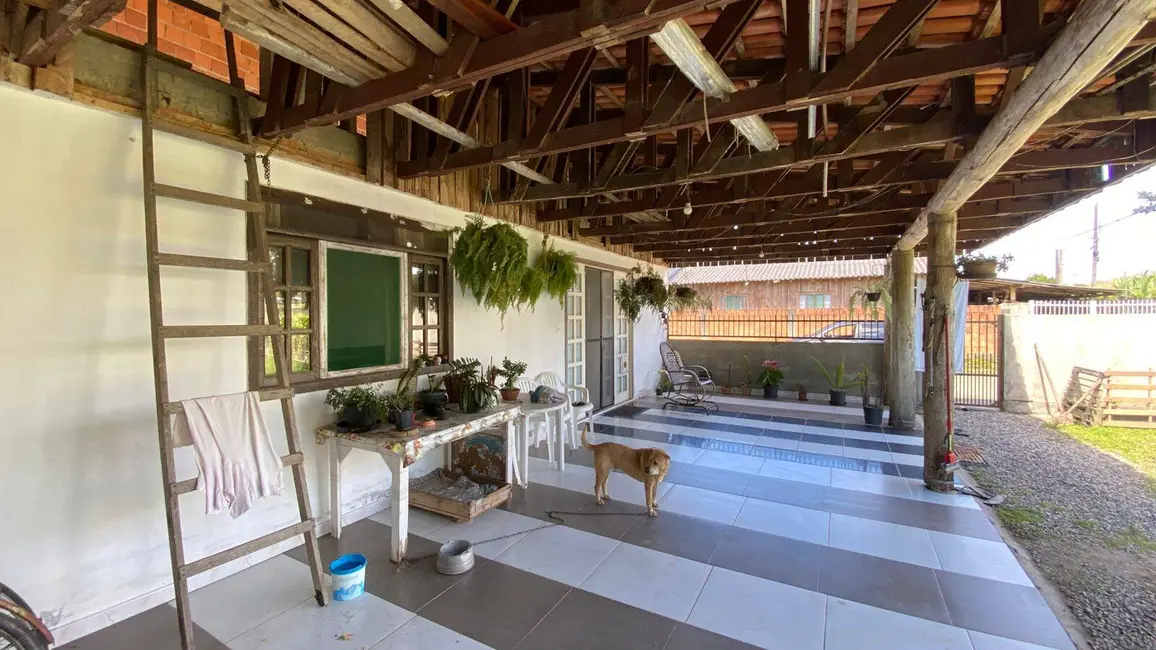 Foto 4 de Casa com 1 quarto à venda, 228m2 em Balneario Barra Do Sul - SC