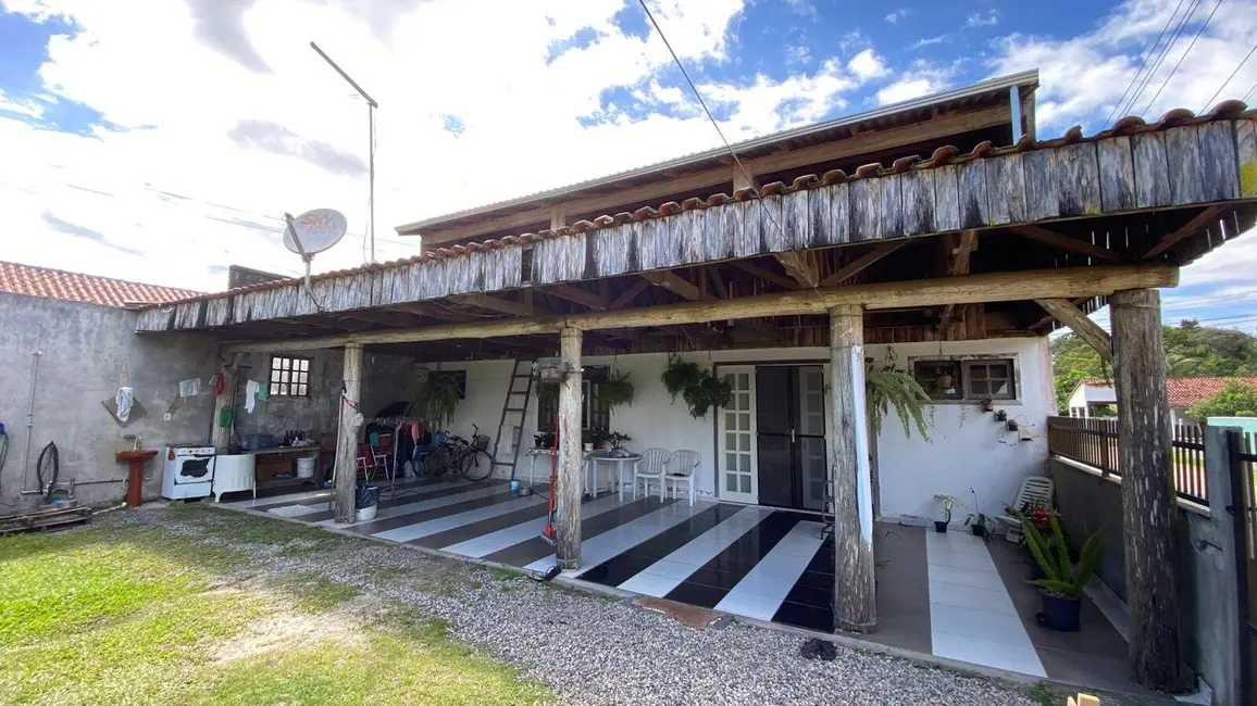 Foto 3 de Casa com 1 quarto à venda, 228m2 em Balneario Barra Do Sul - SC