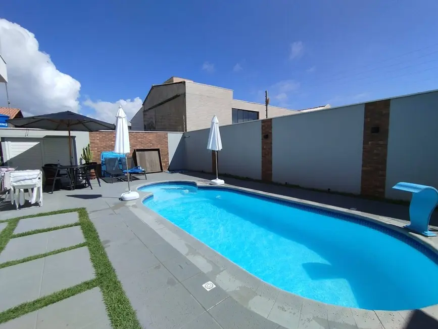 Foto 1 de Sobrado com 4 quartos à venda, 260m2 em Centro, Balneario Barra Do Sul - SC
