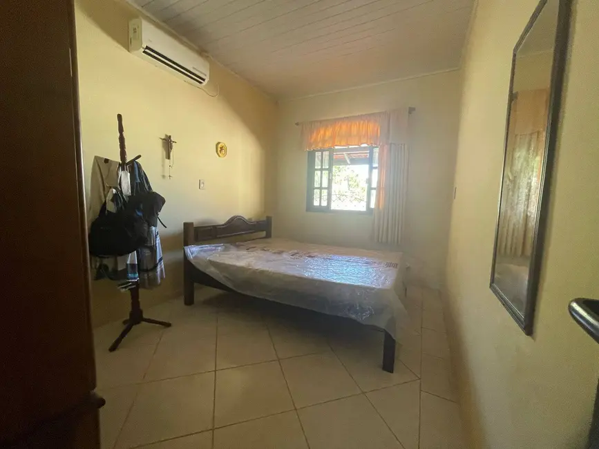 Foto 8 de Casa com 4 quartos à venda, 384m2 em Centro, Balneario Barra Do Sul - SC