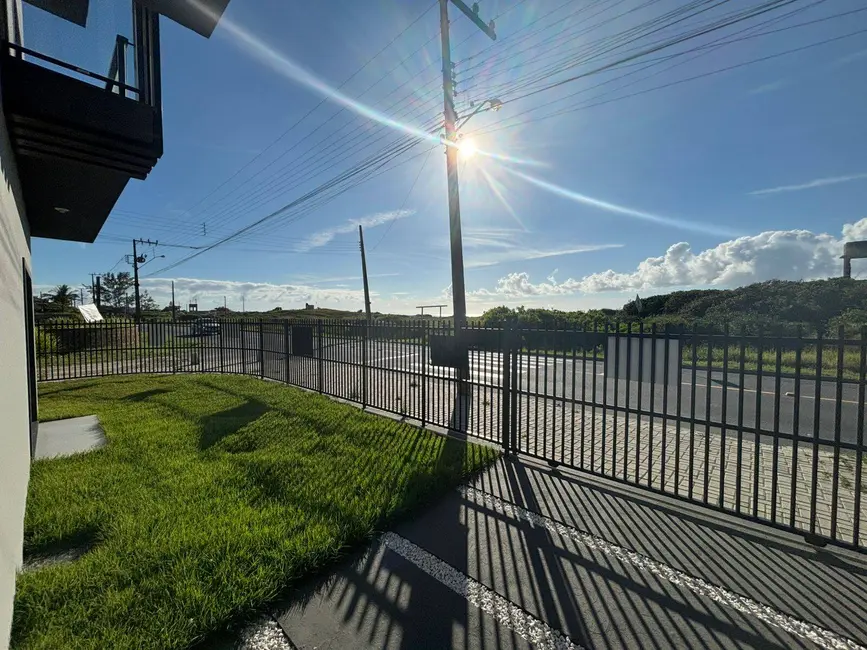 Sobrado com 3 quartos à venda, 115m2 em Balneario Barra Do Sul - SC - imagem 5 Foto 5 de Sobrado com 3 quartos à venda, 115m2 em Balneario Barra Do Sul - SC