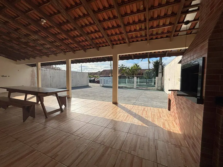 Foto 8 de Casa com 4 quartos à venda, 300m2 em Balneario Barra Do Sul - SC