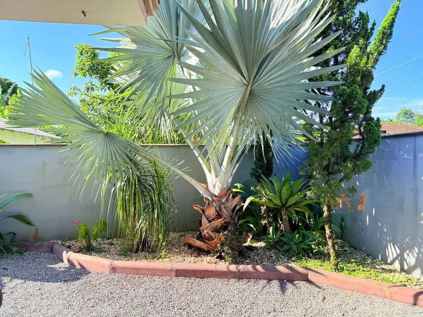 Foto 3 de Casa com 3 quartos à venda, 345m2 em Balneario Barra Do Sul - SC