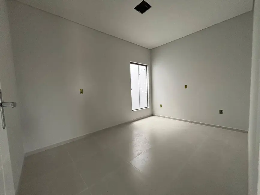 Foto 7 de Casa com 3 quartos à venda, 82m2 em Balneario Barra Do Sul - SC