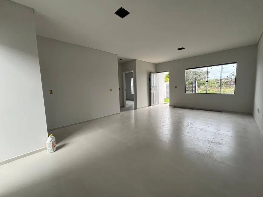 Foto 3 de Casa com 3 quartos à venda, 82m2 em Balneario Barra Do Sul - SC