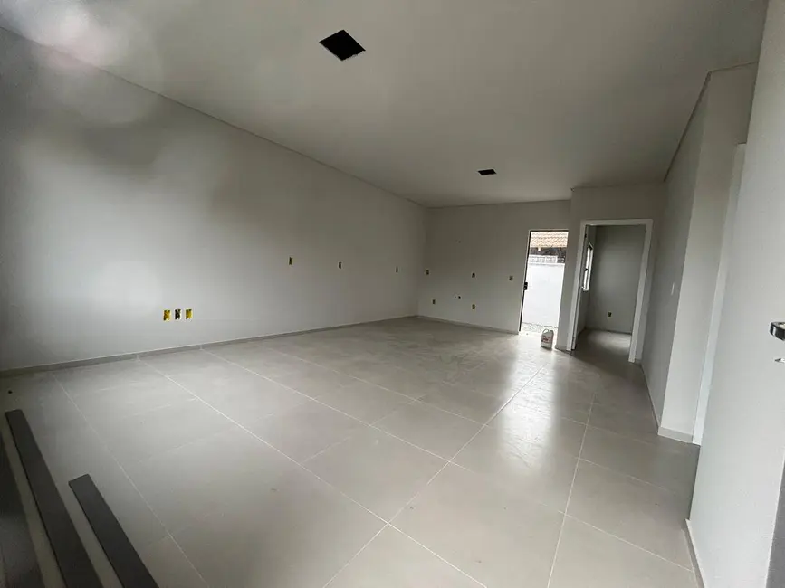 Foto 2 de Casa com 3 quartos à venda, 82m2 em Balneario Barra Do Sul - SC