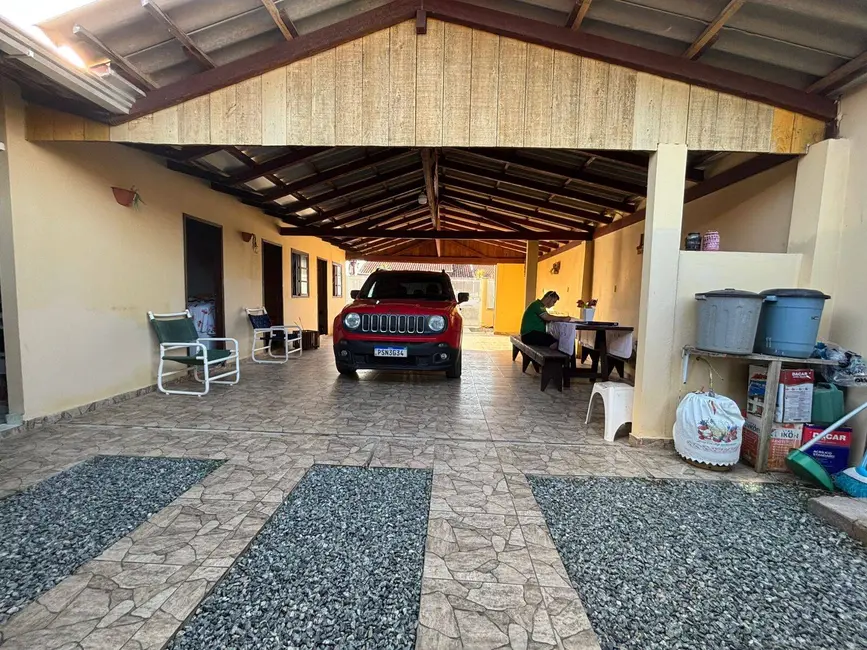 Foto 2 de Casa com 3 quartos à venda, 234m2 em Balneario Barra Do Sul - SC