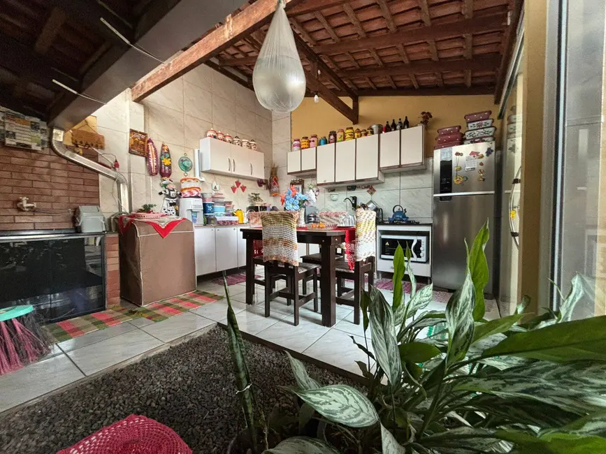 Foto 6 de Casa com 3 quartos à venda, 234m2 em Balneario Barra Do Sul - SC
