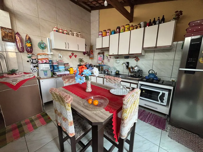 Foto 7 de Casa com 3 quartos à venda, 234m2 em Balneario Barra Do Sul - SC