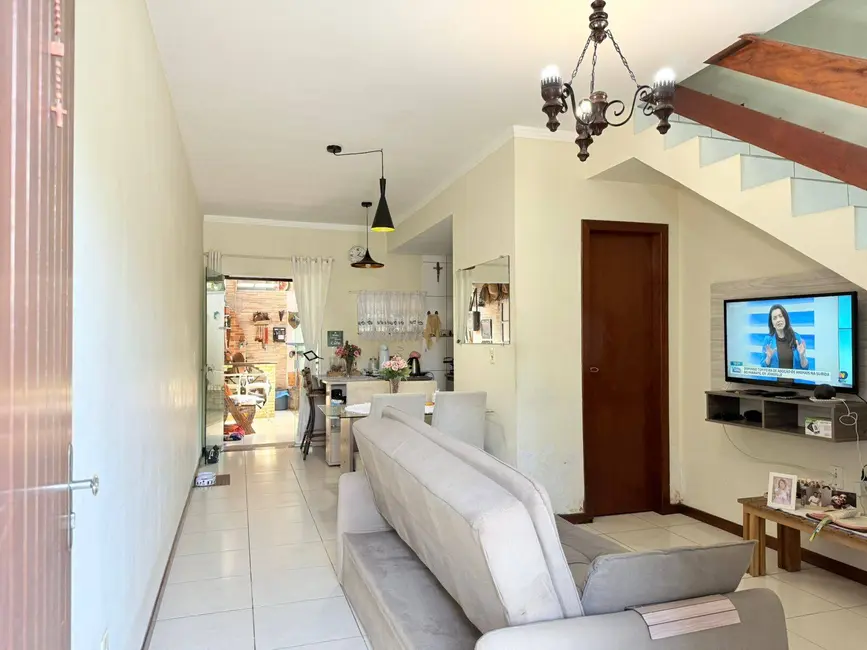 Foto 6 de Sobrado com 2 quartos à venda, 64m2 em Centro, Balneario Barra Do Sul - SC