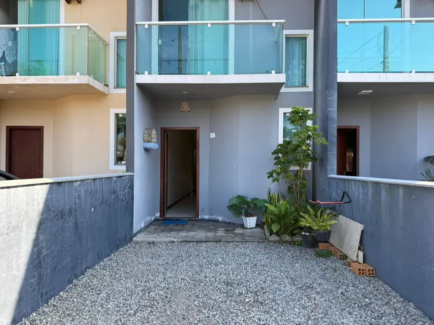 Foto 2 de Sobrado com 2 quartos à venda, 64m2 em Centro, Balneario Barra Do Sul - SC