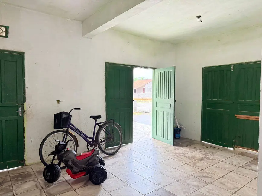 Foto 4 de Casa com 3 quartos à venda, 111m2 em Centro, Balneario Barra Do Sul - SC