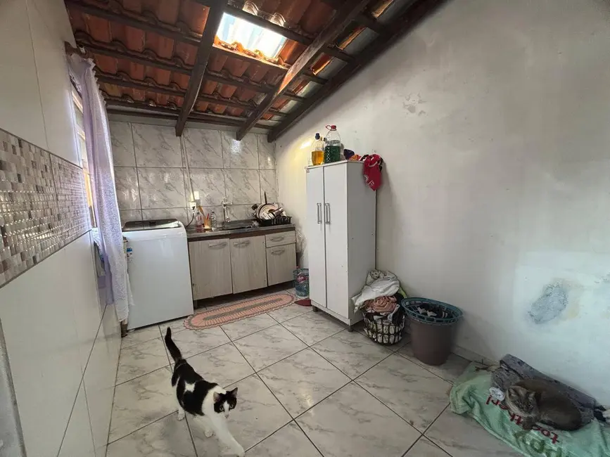 Foto 8 de Sobrado com 4 quartos à venda, 160m2 em Centro, Balneario Barra Do Sul - SC