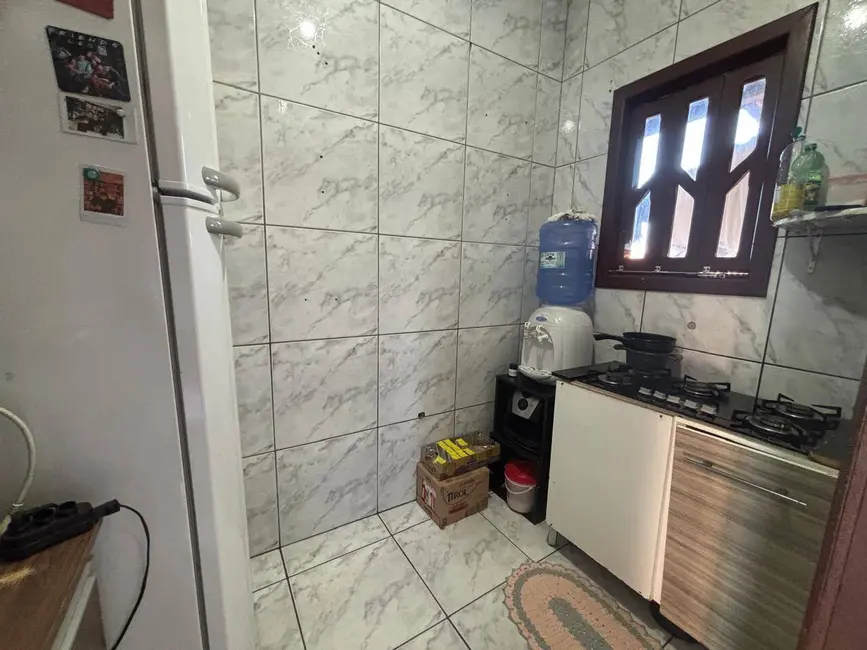 Foto 9 de Sobrado com 4 quartos à venda, 160m2 em Centro, Balneario Barra Do Sul - SC