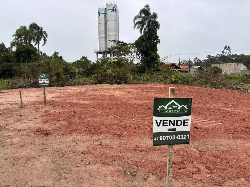 Foto 5 de Terreno / Lote à venda, 313m2 em Balneario Barra Do Sul - SC