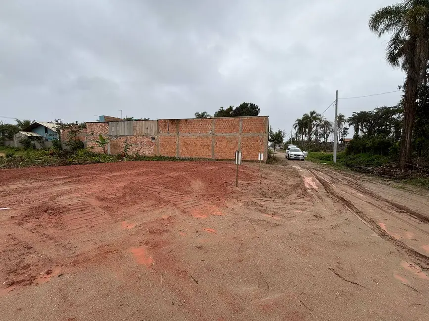 Foto 3 de Terreno / Lote à venda, 313m2 em Balneario Barra Do Sul - SC