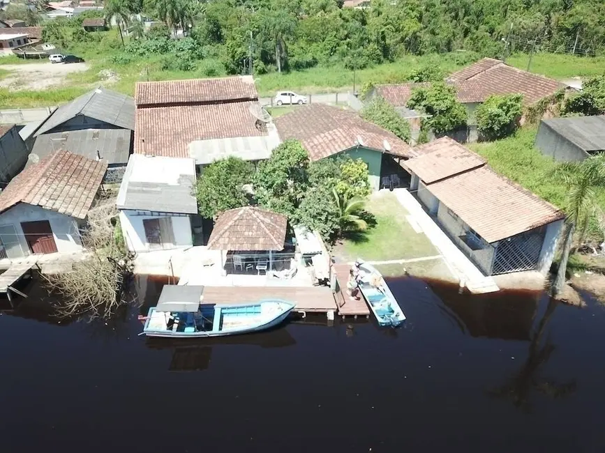 Foto 1 de Casa com 4 quartos à venda, 150m2 em Centro, Balneario Barra Do Sul - SC