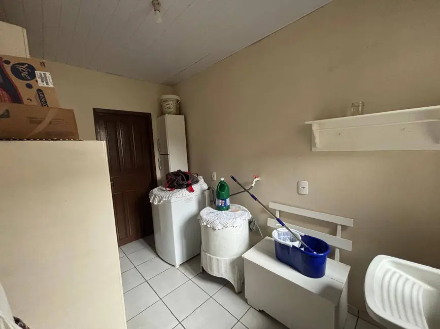 Casa com 3 quartos à venda, 673m2 em Balneario Barra Do Sul - SC - imagem 6 Foto 6 de Casa com 3 quartos à venda, 673m2 em Balneario Barra Do Sul - SC