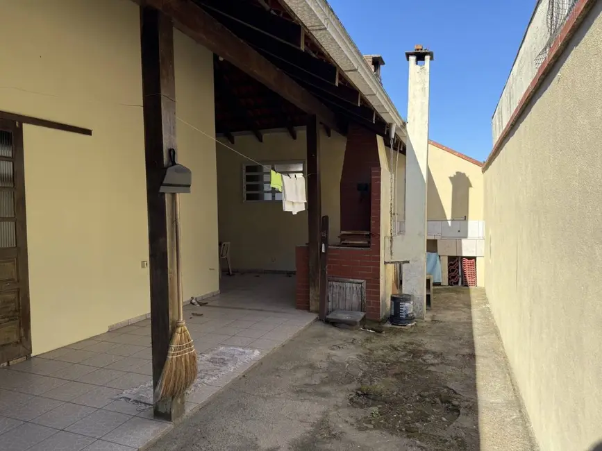 Foto 9 de Sobrado com 6 quartos à venda, 279m2 em Balneario Barra Do Sul - SC