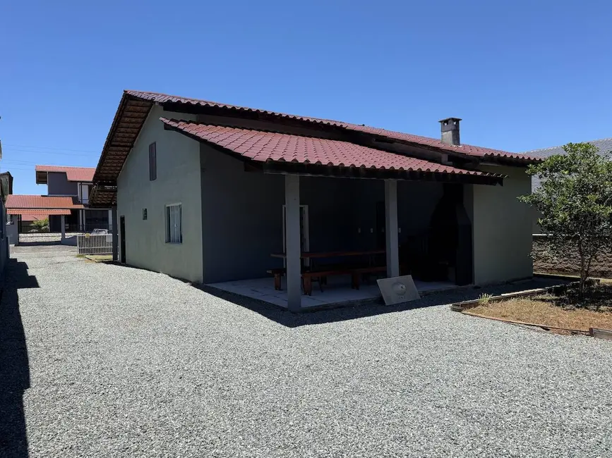 Foto 9 de Casa com 3 quartos à venda, 110m2 em Balneario Barra Do Sul - SC